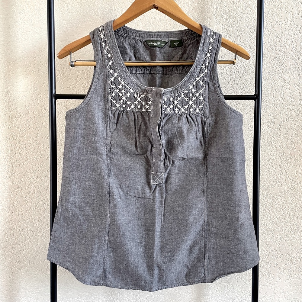 Eddie Bauer Chambray Sleeveless Scoop Neck Button Down Embroidered Top - SMALL